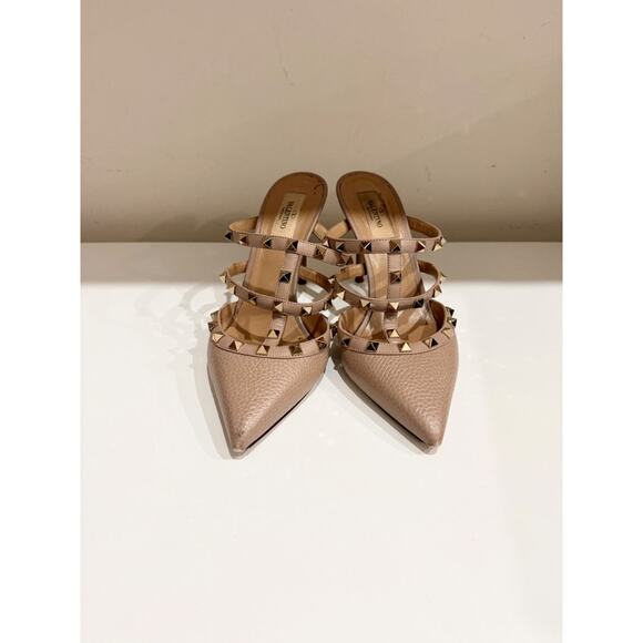 Valentino Garavani Rockstud Pebble Leather Pointed Toe Heeled Pumps Beige 39.5 - Picture 2 of 6
